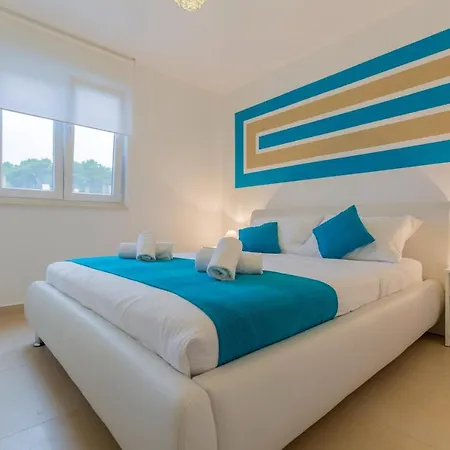 Family Friendly With A Swimming Pool - 19147 Appartement
